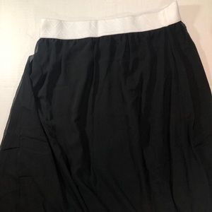 LuLaRoe M Lucy Chiffon Skirt Lined black/white
